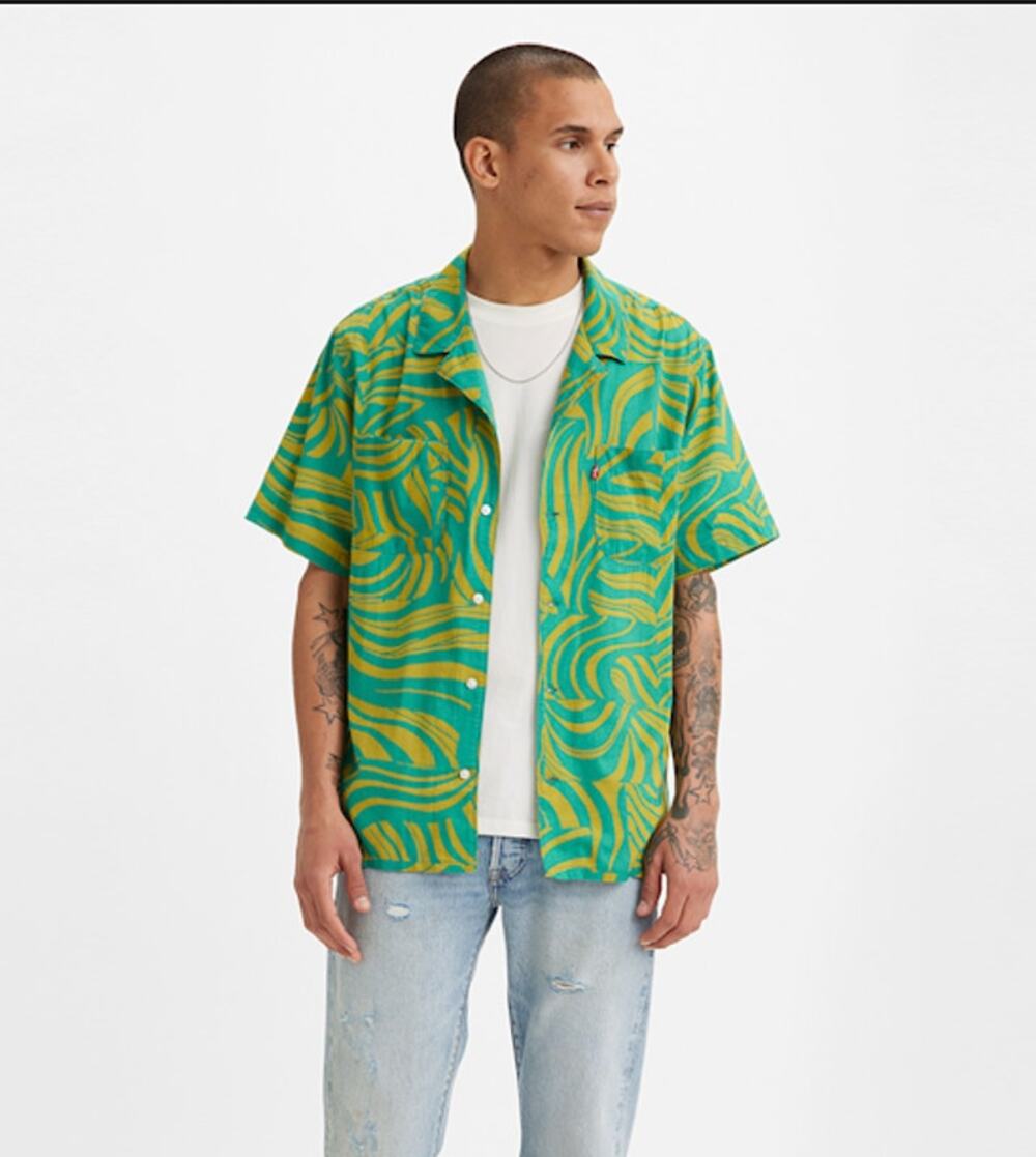 LEVI- Printed Classic Camp button down Shirt Mens Size Small Retro IndieVanguard